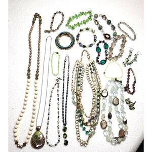 19 Pc Lot Costume Jewelry Signed Crystal Blues Greens Retro Rhinestone Boho Y2K
